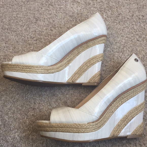 Calvin Klein Peep toe wedges - Picture 3 of 8